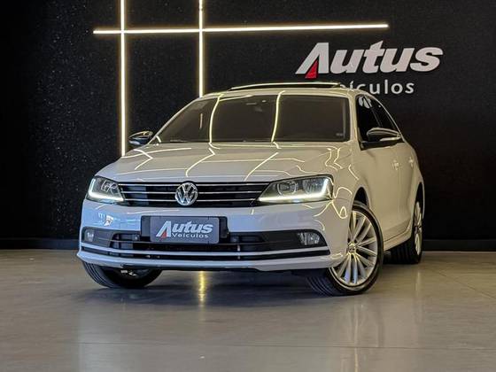 VOLKSWAGEN JETTA 1.4 16V TSI COMFORTLINE GASOLINA 4P TIPTRONIC VOLKSWAGEN JETTA 1.4 16V TSI COMFORTLINE GASOLINA 4P TIPTRONIC